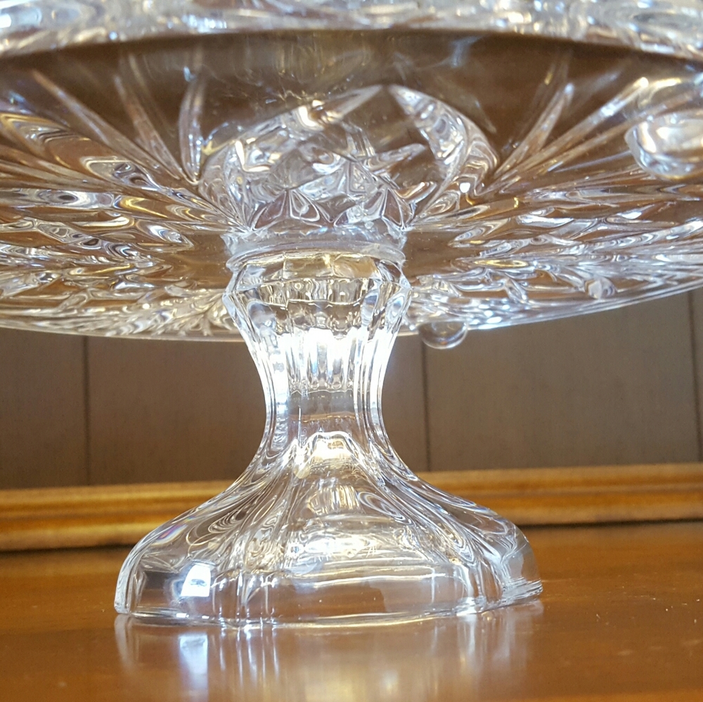 *SOLD* NACHTMANN CRYSTAL TART PLATE ON PEDESTAL - Picture 6 of 6